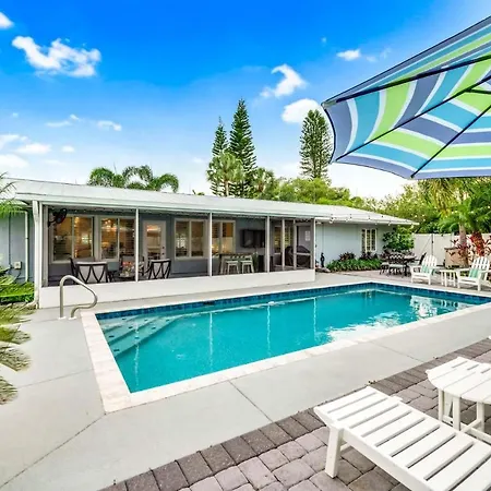 Blue Palm Villa